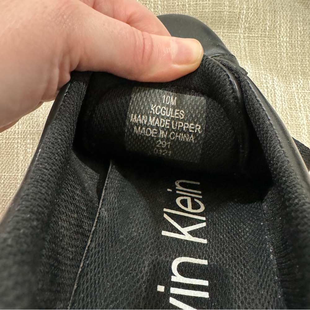 Calvin Klein Black and White Casual Sneakers Size 10 - Picture 8 of 8